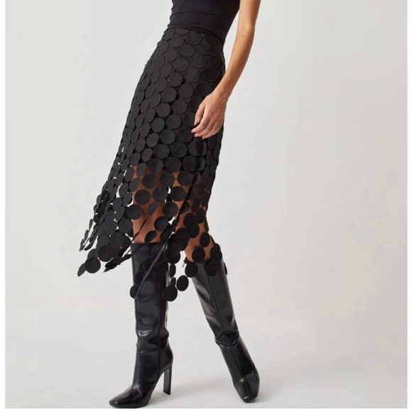 Commense Dresses & Skirts - NWT Commense Black Laser Cut Multi Circle Double Layered Skirt - Size M